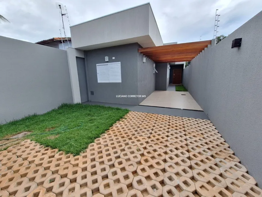 Foto 1 de Casa com 3 Quartos à venda, 103m² em Residencial Oliveira, Campo Grande