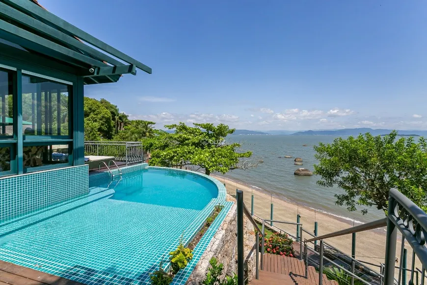 Foto 1 de Casa com 9 Quartos para alugar, 800m² em Cacupé, Florianópolis