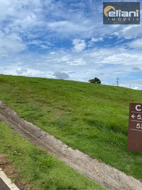 Foto 1 de Lote/Terreno à venda em Jardim Ninho Verde II, Pardinho