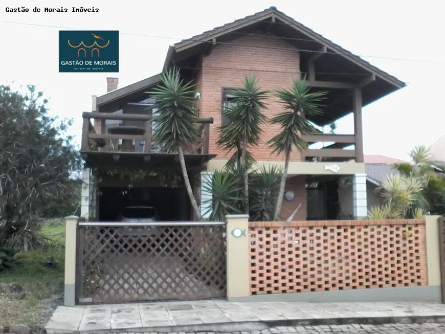 Foto 1 de Casa com 6 Quartos à venda, 314m² em Itacolomi, Balneário Piçarras