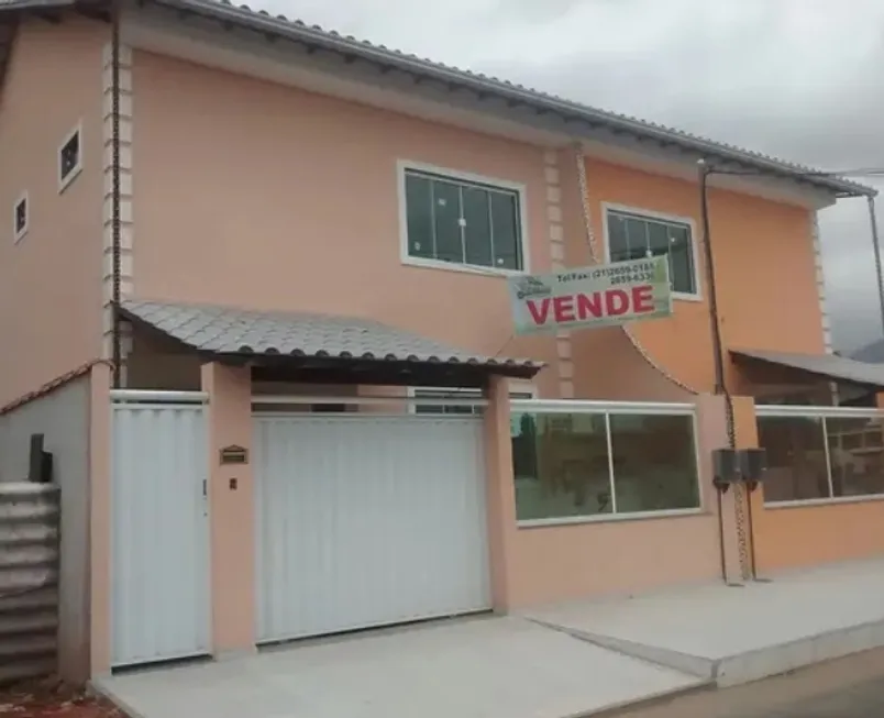 Foto 1 de Casa com 3 Quartos à venda, 420m² em Centro, Guarapari