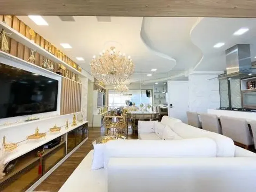 Foto 1 de Apartamento com 4 Quartos à venda, 180m² em Santo Agostinho, Belo Horizonte