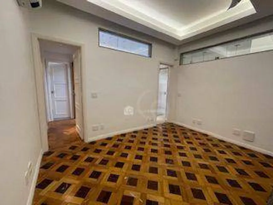 Foto 1 de Apartamento com 2 Quartos à venda, 67m² em Leblon, Rio de Janeiro