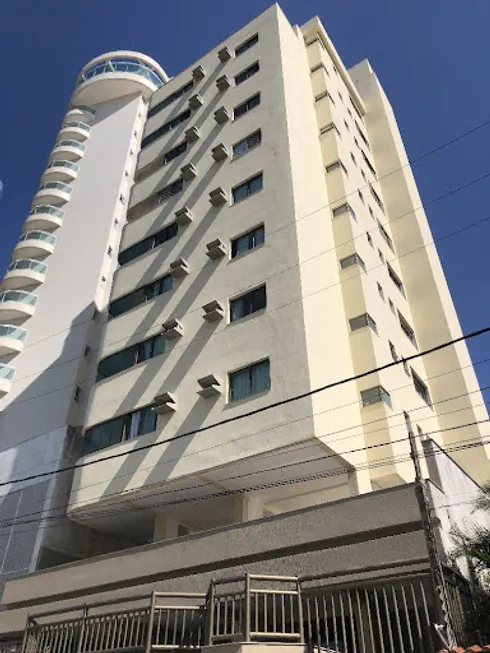 Foto 1 de Apartamento com 2 Quartos à venda, 109m² em Imbetiba, Macaé