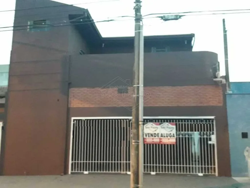 Foto 1 de Sobrado com 7 Quartos à venda, 207m² em Centro, Araraquara