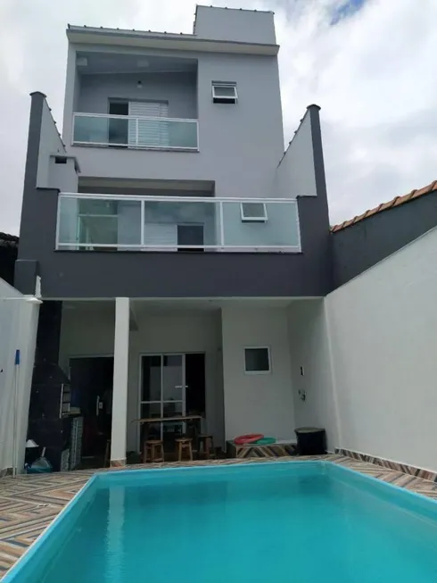 Foto 1 de Casa com 2 Quartos à venda, 200m² em Suarão, Itanhaém