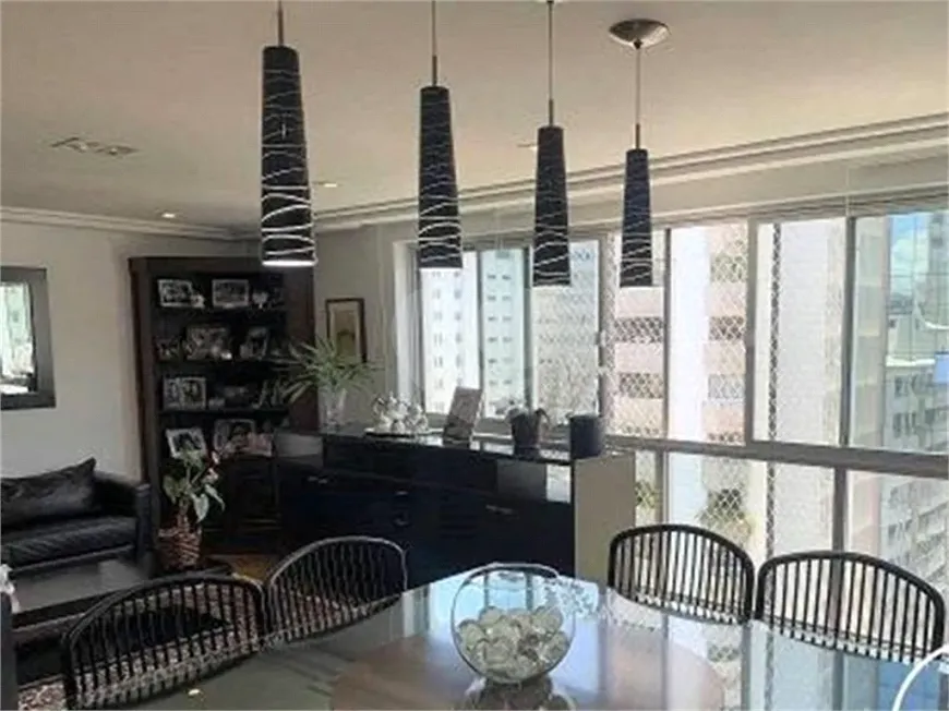 Foto 1 de Apartamento com 3 Quartos à venda, 136m² em Jardim América, São Paulo