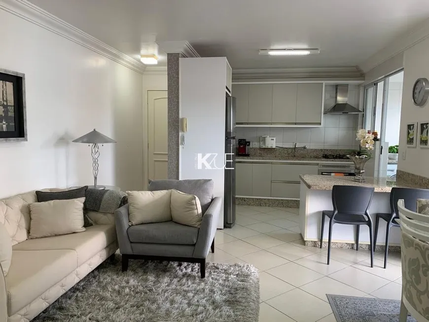 Foto 1 de Apartamento com 2 Quartos à venda, 74m² em Estreito, Florianópolis