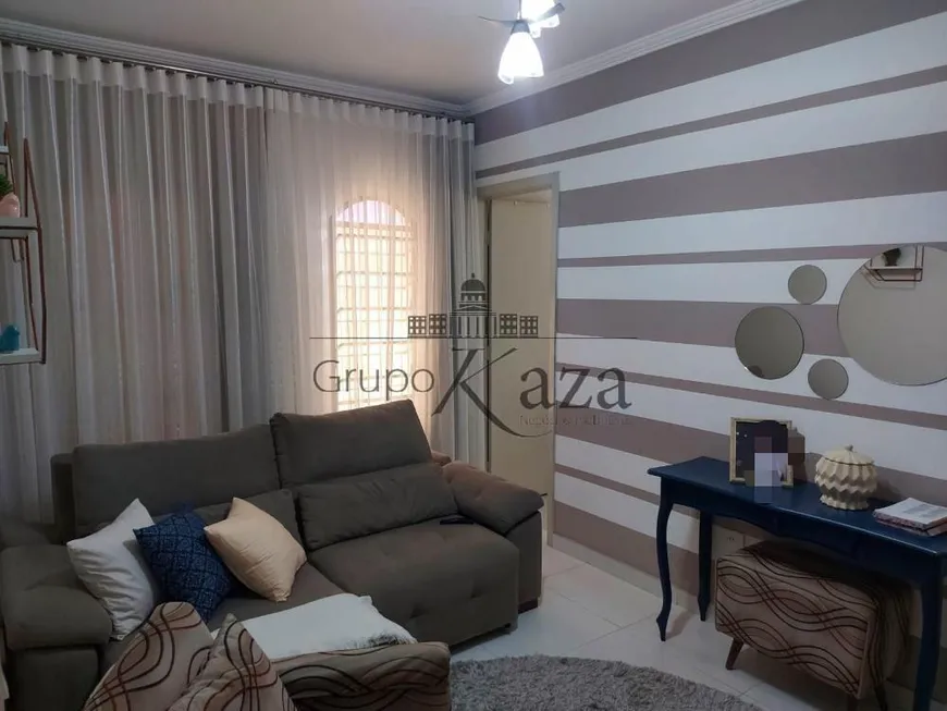 Foto 1 de Casa com 3 Quartos à venda, 125m² em Jardim São Judas Tadeu, São José dos Campos