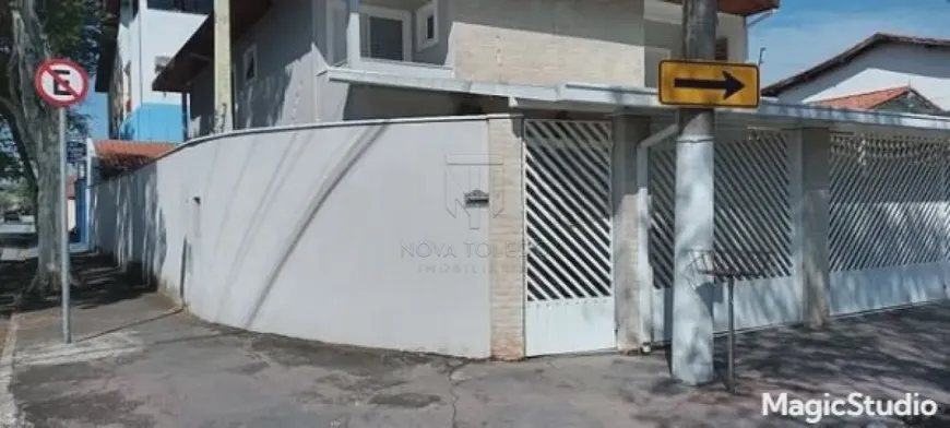 Foto 1 de Sobrado com 3 Quartos à venda, 180m² em Jardim América, São José dos Campos