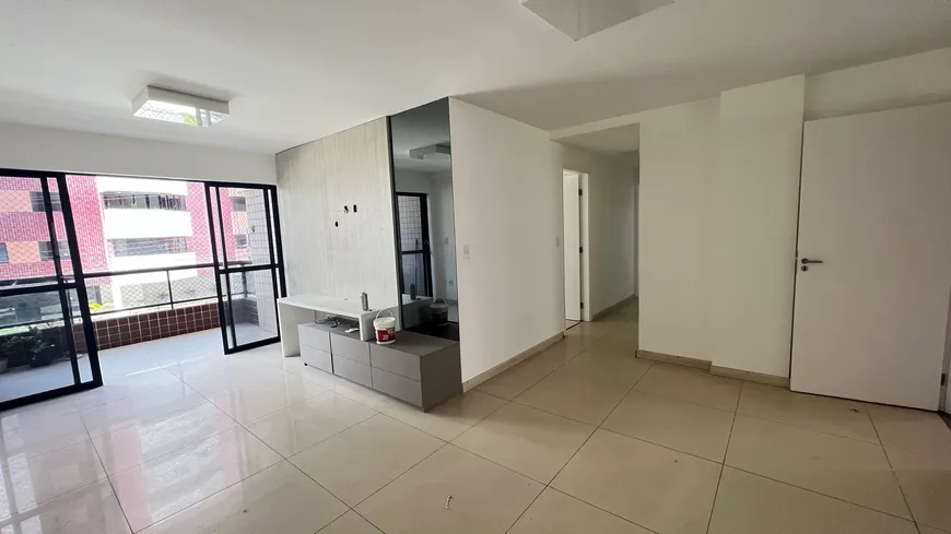 Foto 1 de Apartamento com 2 Quartos para alugar, 105m² em Jatiúca, Maceió