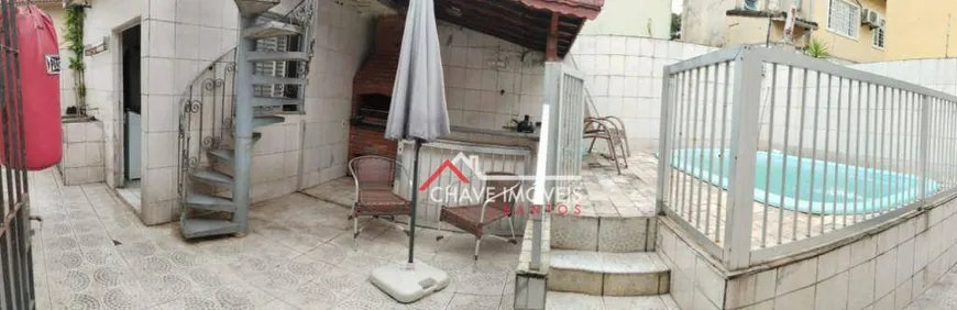 Foto 1 de Casa com 3 Quartos à venda, 230m² em Bom Retiro, Santos