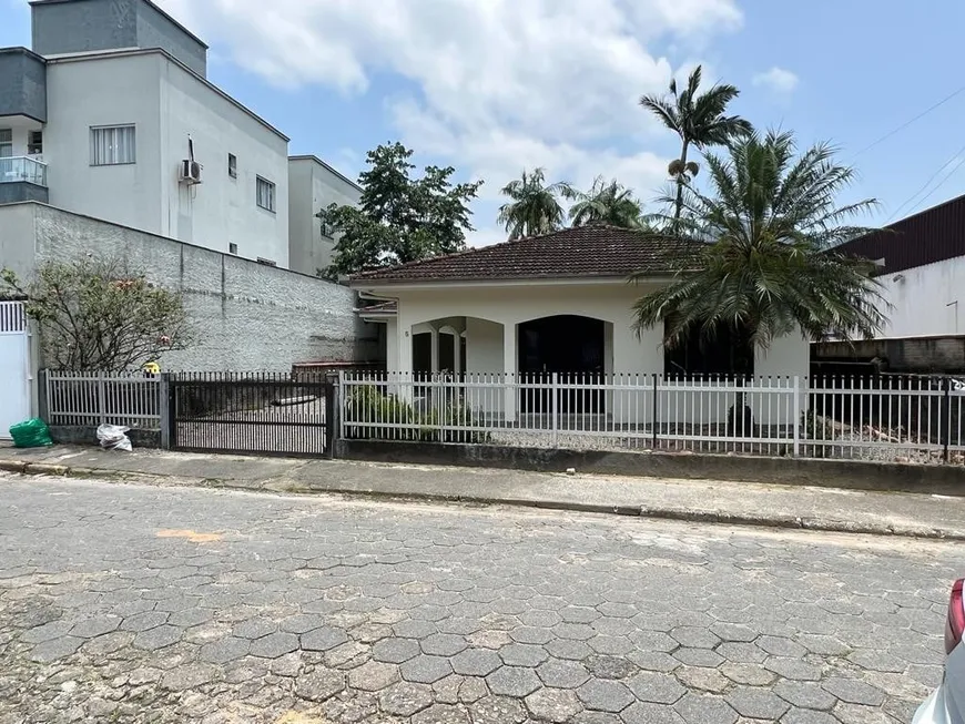 Foto 1 de Casa com 3 Quartos à venda, 135m² em Barra do Rio Cerro, Jaraguá do Sul