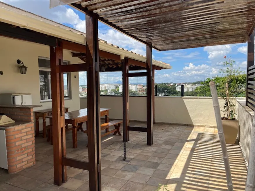 Foto 1 de Cobertura com 4 Quartos para alugar, 226m² em Ouro Preto, Belo Horizonte