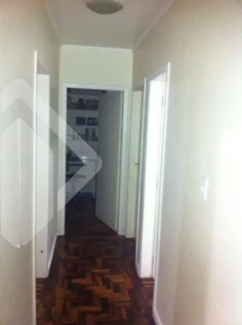 Foto 1 de Apartamento com 3 Quartos à venda, 64m² em Teresópolis, Porto Alegre