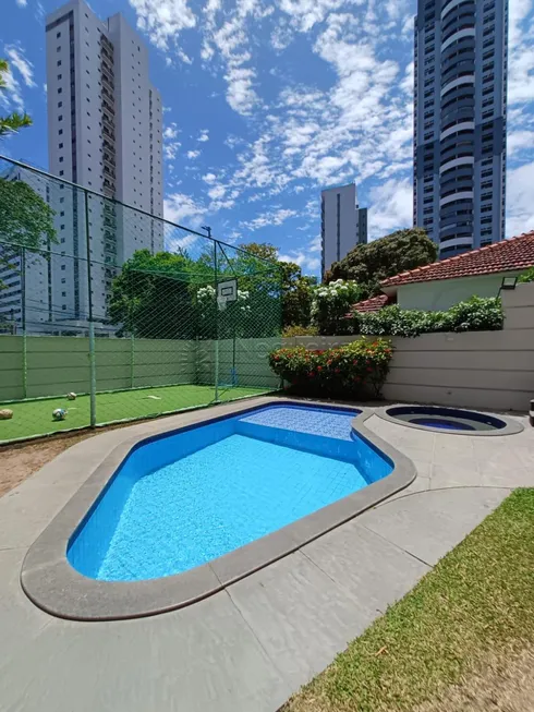 Foto 1 de Apartamento com 4 Quartos à venda, 135m² em Encruzilhada, Recife