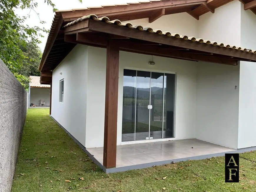 Foto 1 de Casa com 3 Quartos à venda, 154m² em Areias de Palhocinha, Garopaba
