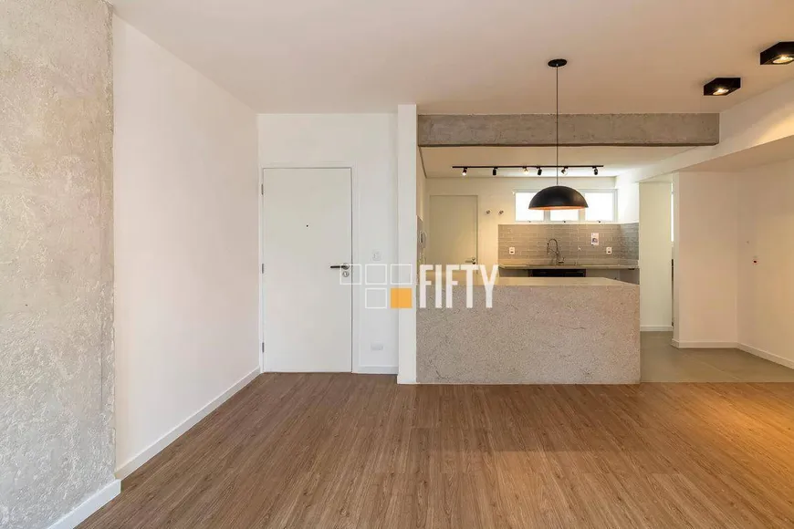 Foto 1 de Apartamento com 2 Quartos à venda, 90m² em Itaim Bibi, São Paulo