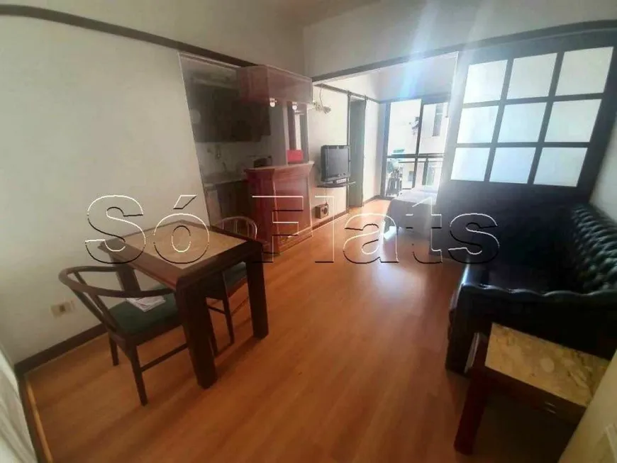 Foto 1 de Flat com 1 Quarto à venda, 32m² em República, São Paulo