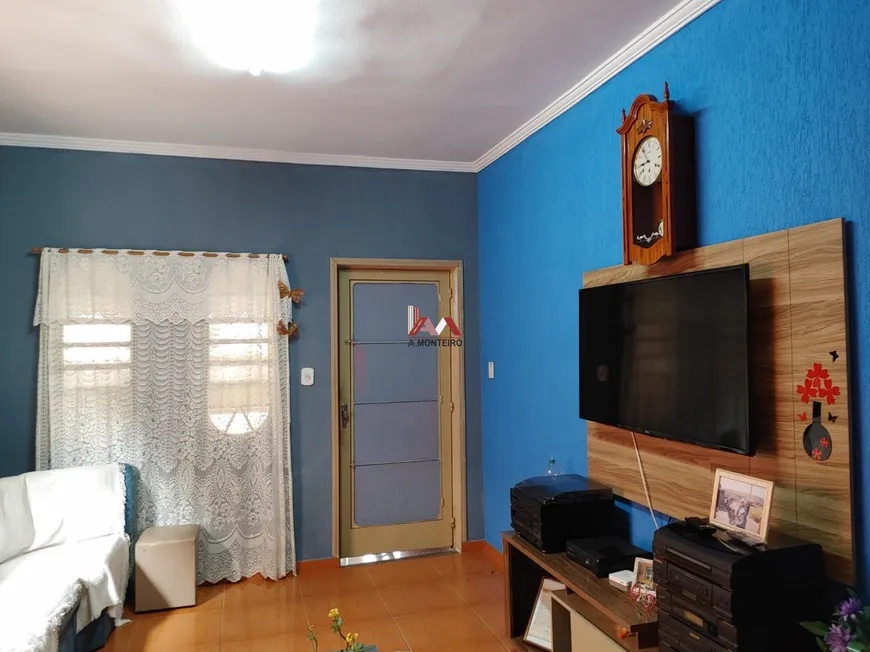 Foto 1 de Casa com 3 Quartos à venda, 200m² em Chácara do Visconde, Taubaté