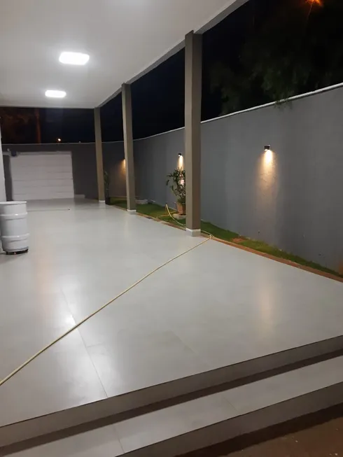 Foto 1 de Casa com 3 Quartos à venda, 230m² em Residencial Monte Pascoal, Goiânia