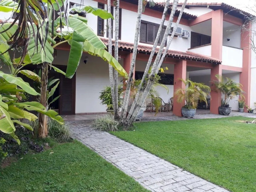 Foto 1 de Casa de Condomínio com 6 Quartos à venda, 380m² em Recreio Dos Bandeirantes, Rio de Janeiro