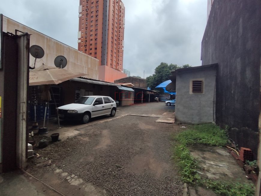 Terreno no Zona 03 em Maringa / PR, 560m² à Venda por R$ 1.700.000,00 