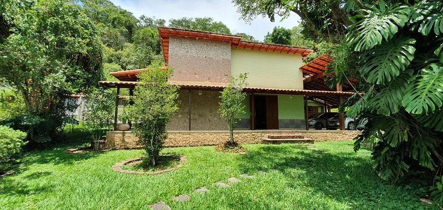 Foto 1 de Casa com 3 Quartos à venda, 390m² em Itaipava, Petrópolis