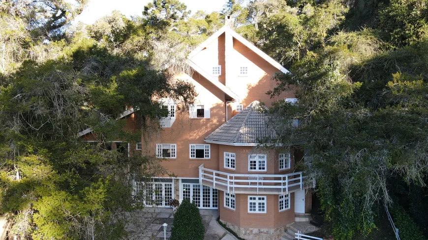 Foto 1 de Casa de Condomínio com 4 Quartos à venda, 405m² em Descansopolis, Campos do Jordão