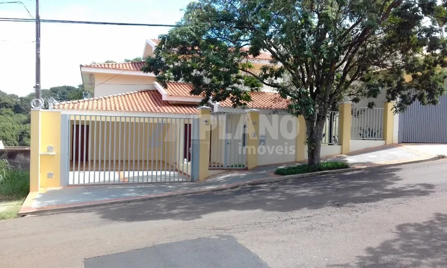 Foto 1 de Sobrado com 4 Quartos à venda, 288m² em Parque Santa Mônica, São Carlos