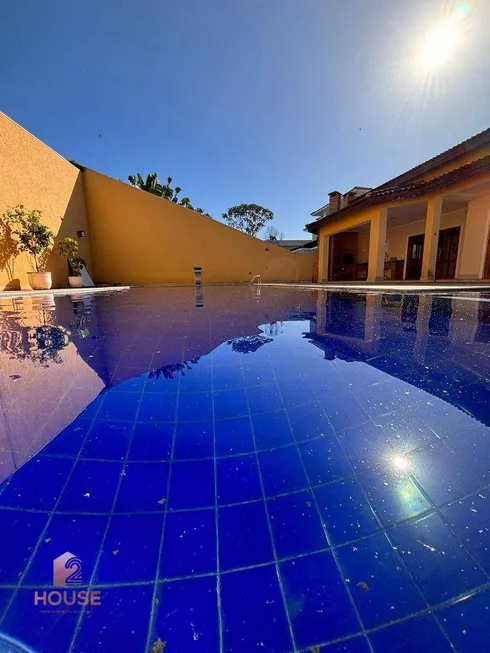 Foto 1 de Casa de Condomínio com 3 Quartos à venda, 400m² em , Santa Isabel