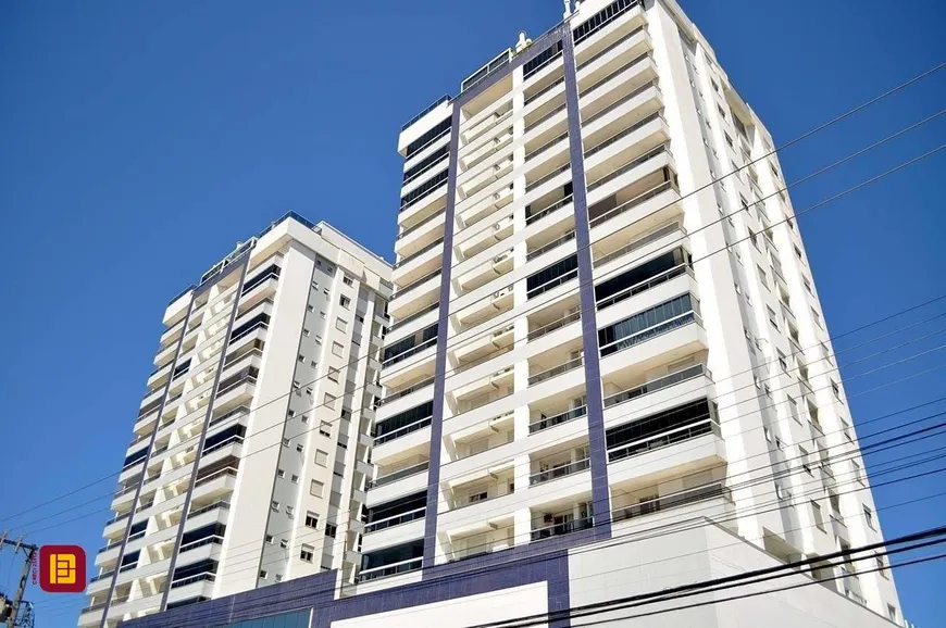 Foto 1 de Apartamento com 3 Quartos à venda, 101m² em Estreito, Florianópolis