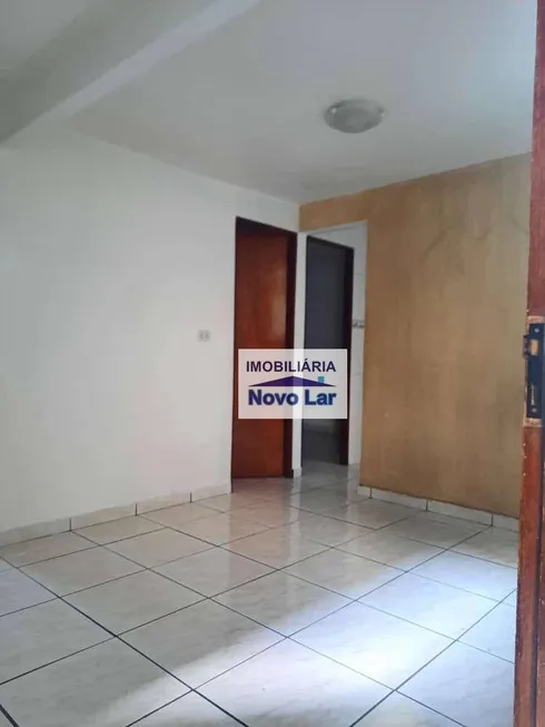 Foto 1 de Apartamento com 2 Quartos à venda, 42m² em Conjunto Habitacional Presidente Castelo Branco, Carapicuíba