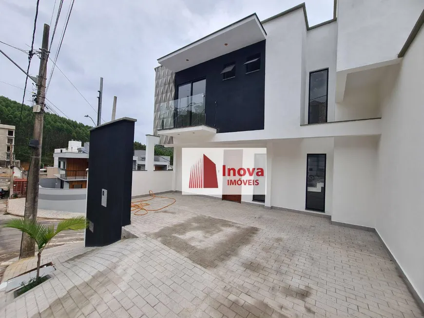 Foto 1 de Casa com 3 Quartos à venda, 157m² em Recanto da Mata, Juiz de Fora