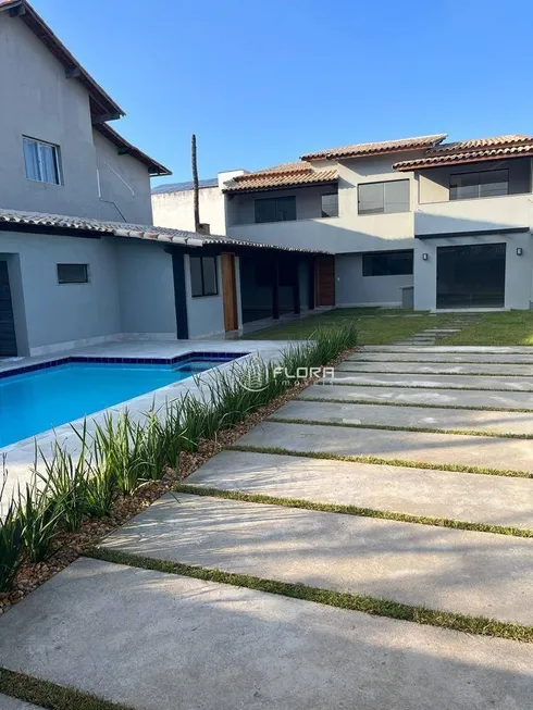 Foto 1 de Casa com 4 Quartos à venda, 250m² em Piratininga, Niterói