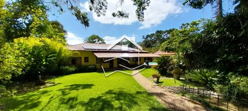 Foto 1 de Casa com 5 Quartos à venda, 750m² em Retiro, Petrópolis