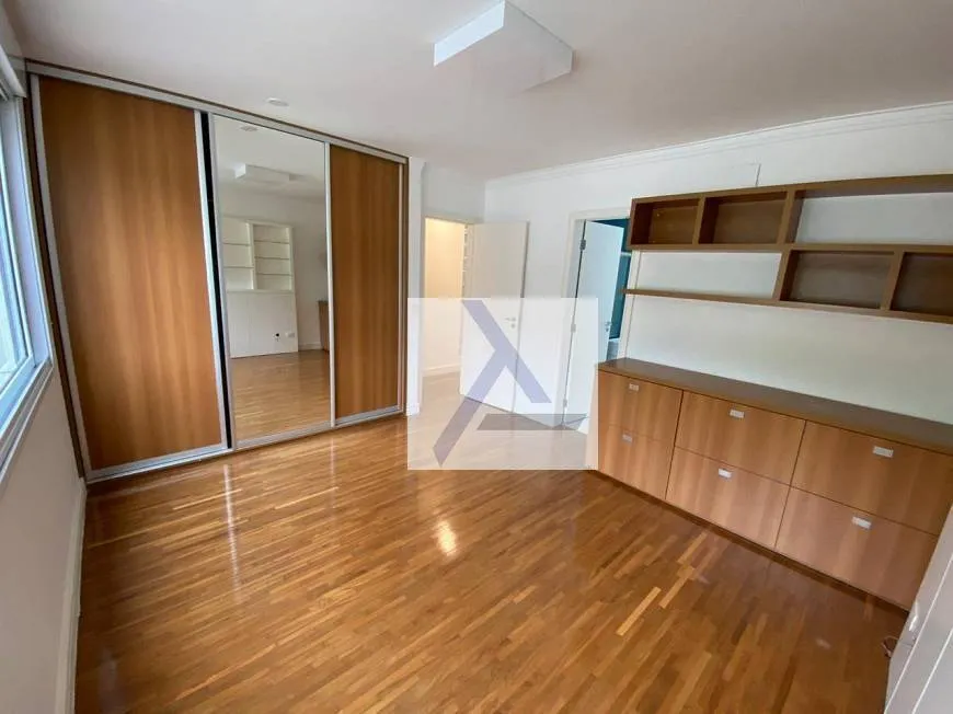 Foto 1 de Casa de Condomínio com 4 Quartos à venda, 425m² em Brooklin, São Paulo