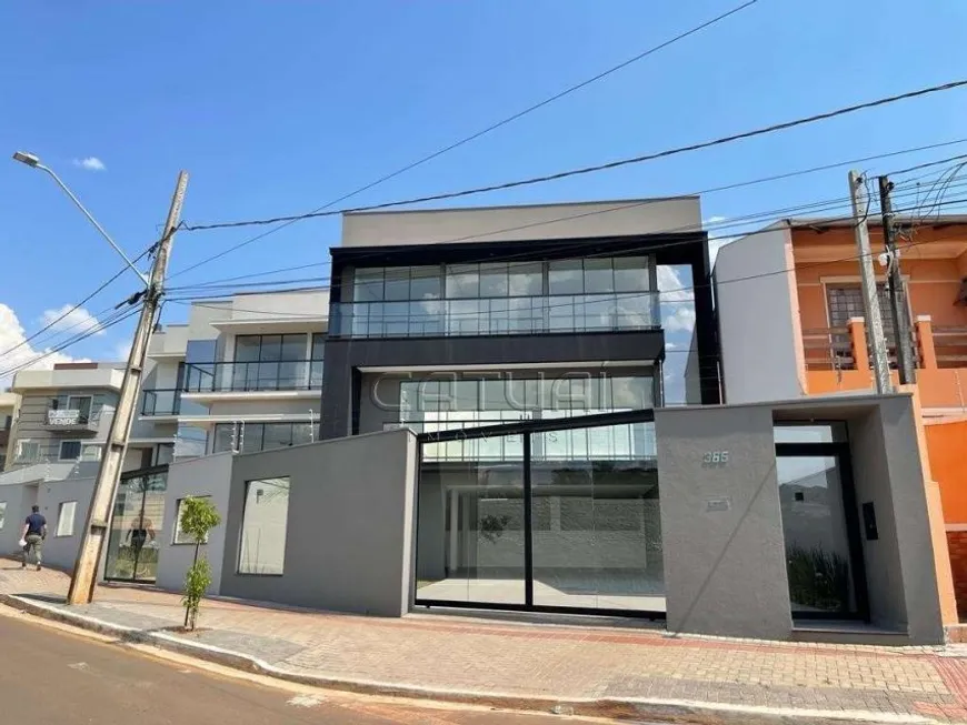 Foto 1 de Casa com 3 Quartos à venda, 260m² em Universitário, Londrina