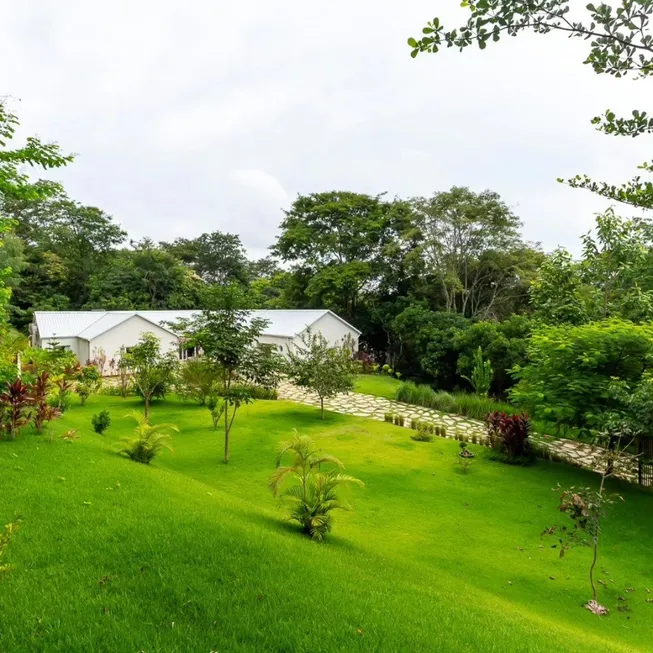 Foto 1 de Fazenda/Sítio com 3 Quartos à venda, 633m² em , Hidrolândia