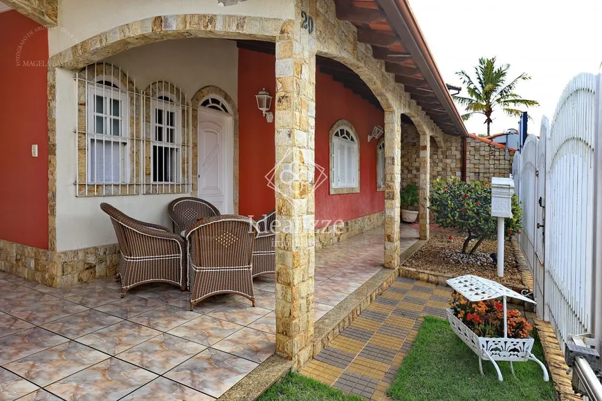 Foto 1 de Casa com 4 Quartos à venda, 240m² em Jardim Vila Rica - Tiradentes, Volta Redonda