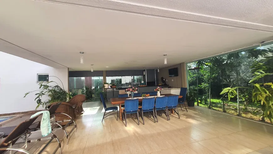 Foto 1 de Casa de Condomínio com 4 Quartos à venda, 320m² em Residencial Granville, Goiânia