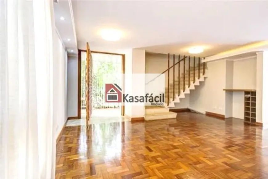 Foto 1 de Casa com 4 Quartos à venda, 170m² em Brooklin, São Paulo
