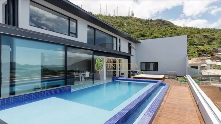 Foto 1 de Casa com 4 Quartos à venda, 287m² em Trindade, Florianópolis