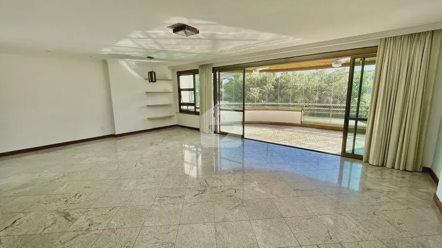 Foto 1 de Apartamento com 3 Quartos à venda, 154m² em Barra da Tijuca, Rio de Janeiro