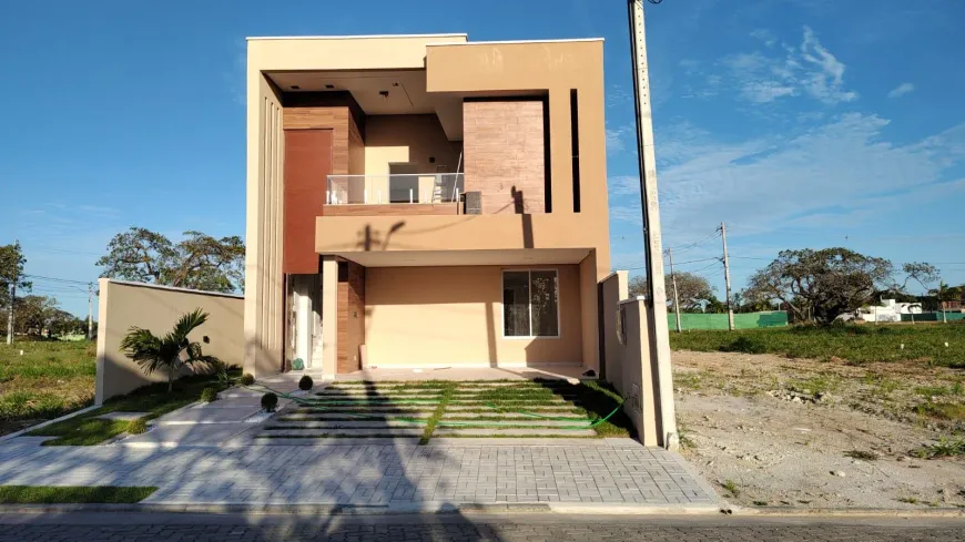 Foto 1 de Casa de Condomínio com 3 Quartos à venda, 193m² em , Aquiraz