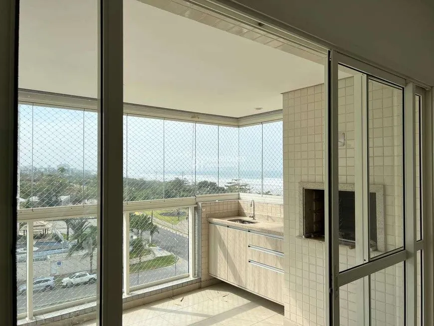 Foto 1 de Apartamento com 4 Quartos à venda, 139m² em Centro, Bertioga