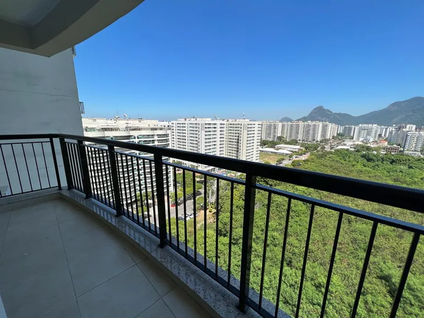 Foto 1 de Apartamento com 2 Quartos à venda, 63m² em Barra da Tijuca, Rio de Janeiro