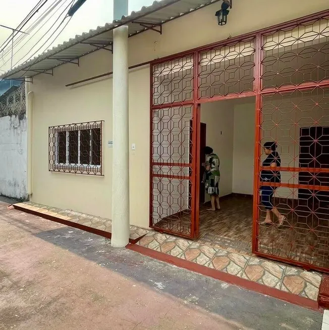 Foto 1 de Casa com 2 Quartos à venda, 50m² em Jardim Cruzeiro, Feira de Santana