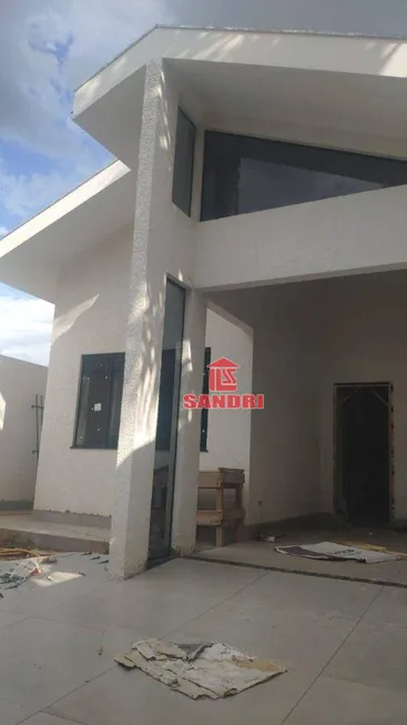 Foto 1 de Casa com 3 Quartos à venda, 99m² em Jardim Sao Clemente, Maringá