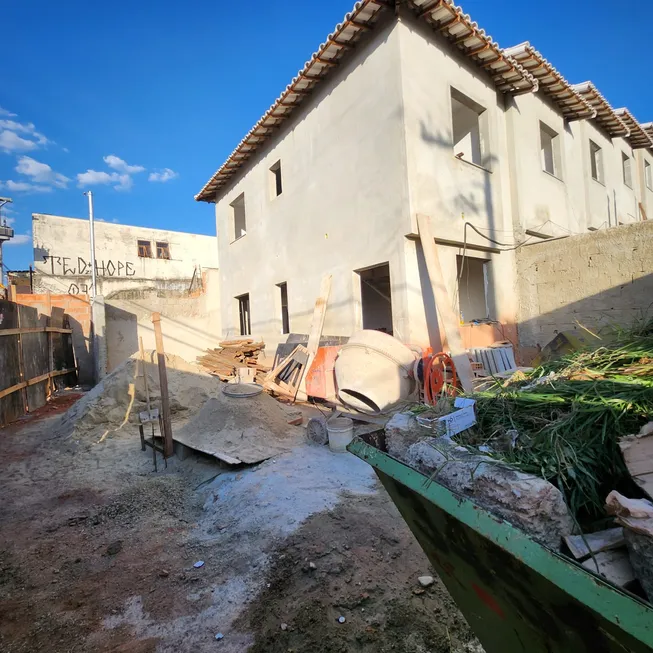 Foto 1 de Casa com 2 Quartos à venda, 100m² em Piratininga Venda Nova, Belo Horizonte